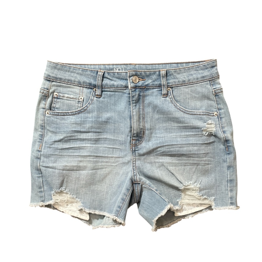 C8- No Boundaries Distressed Women's Size 9 Shorts